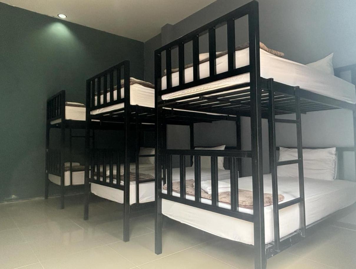 Street Zone Home Stay By Little Paradise Хаад Рин Екстериор снимка